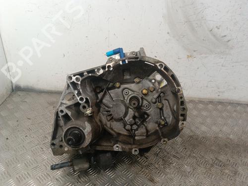 Used Gearbox Gearbox RENAULT MEGANE I Classic (LA0/1_) 1.4 16V (LA0D, LA1H, lA0W, LA10) (95 hp) 30015039 30015039