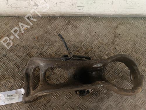 Used Support Support PEUGEOT 407 SW (6E_, 6D_) 1.6 HDi 110 (109 hp) 30020191 30020191