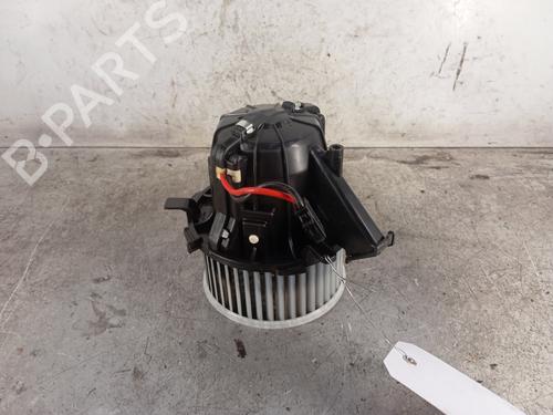 Used Heater blower motor AUDI Q5 (8RB) 2.0 TDI quattro (170 hp) 30018008