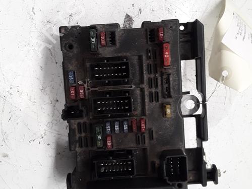 Fuse box PEUGEOT 307 Break (3E) 2.0 HDI 110 | BP30021015E1 - Image 2