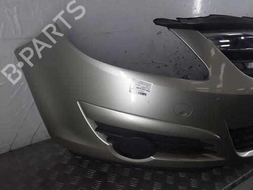 Paragolpes delantero Paragolpes delantero 38056600 38056600