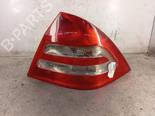 Used Right taillight MERCEDES-BENZ C-CLASS (W203) C 220 CDI (203.006) (136 hp) 30018124