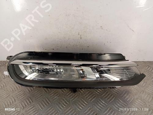 Used Right daytime light Right daytime light 37866824 37866824