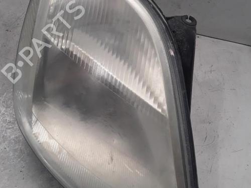Used Right headlight FORD FIESTA V (JH_, JD_) 1.4 TDCi (68 hp) 30009301
