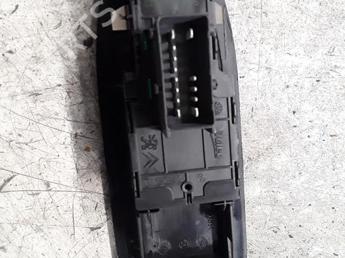 Left front window switch PEUGEOT 2008 I (CU_) 1.2 VTi | BP30008599I27 