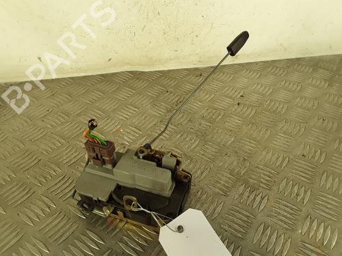Used Front right lock PEUGEOT 206 Hatchback (2A/C) 1.4 i (75 hp) 30101086