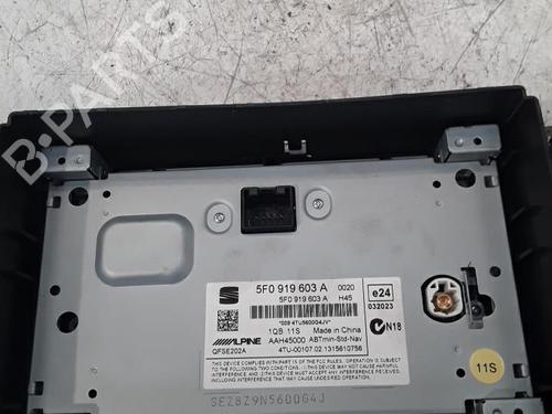 Radio SEAT LEON (5F1) 1.6 TDI | BP30021292E6