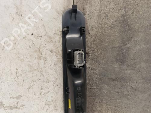 Used Right front window switch Right front window switch RENAULT ESPACE IV (JK0/1_) 2.0 dCi (JK01, JK02, JK1J, JK1K, JK1H) (150 hp) 30014309 30014309