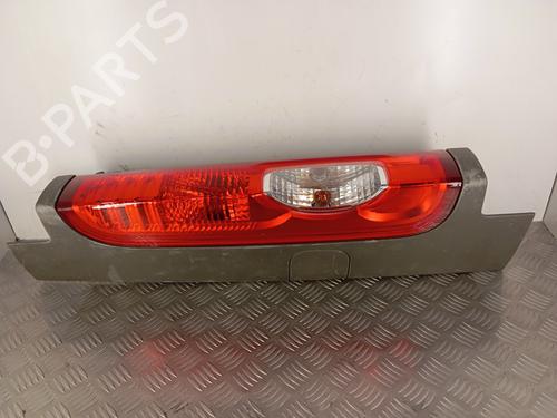 Used Left taillight NISSAN PRIMASTAR Van (X83) 2.0 dCi 115 (114 hp) 30007702