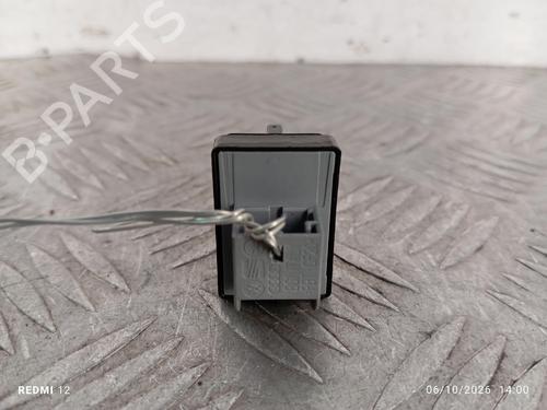 right-rear-window-switch-audi-q5-8rb-2008-2009-2010-2011-2012-2013-2014-2015-2016-2017-2018-2019-39695247 main image