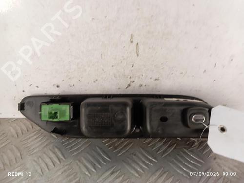 Used Right front window switch Right front window switch 38912922 38912922