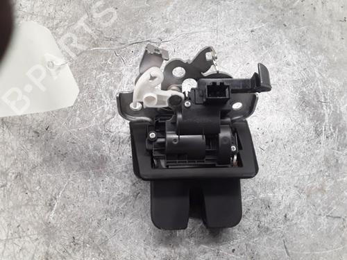 Bakluke lås AUDI A3 Sportback (8VA, 8VF) 2.0 TDI (150 hp) 30018593