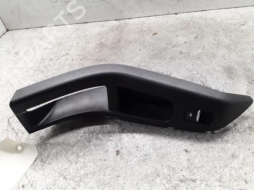 Høyre Foran elrute bryter FORD PUMA (J2K, CF7) 1.0 EcoBoost mHEV (125 hp) 30018306