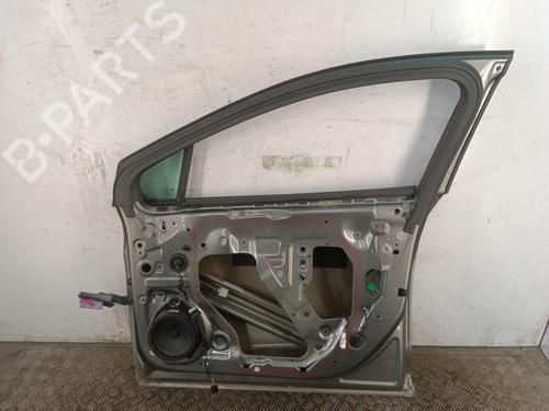 Dør højre fortil Dør højre fortil OPEL ASTRA K Sports Tourer (B16) 1.4 Turbo (35) (125 hp) 33803995 33803995