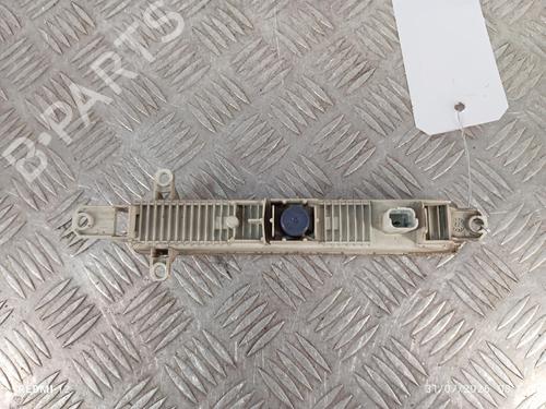 Used Left daytime light Left daytime light 38032153 38032153