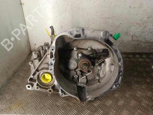 Used Gearbox NISSAN MICRA III (K12) 1.2 16V (80 hp) 32299072
