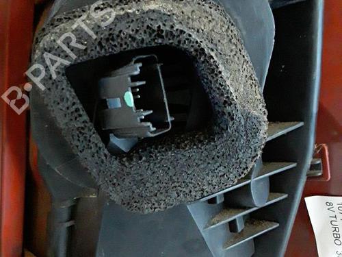 Used Right taillight PEUGEOT 107 (PM_, PN_) 1.4 HDi (54 hp) 30027159