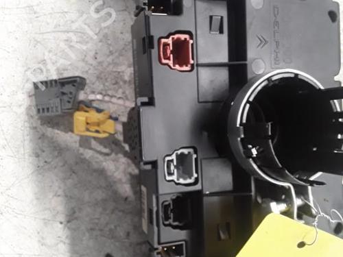 Used Fuse box Fuse box PEUGEOT 307 SW (3H) 1.6 HDI 110 (109 hp) 30019454 30019454