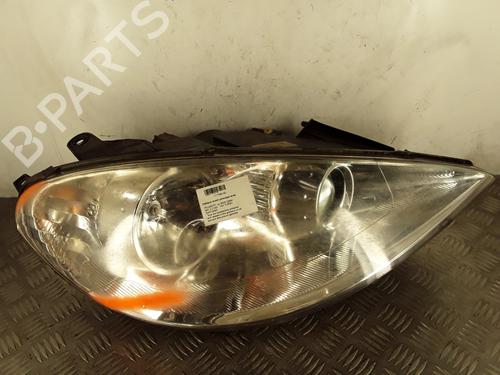 Used Right headlight PEUGEOT 807 (EB_) 2.2 HDi (163 hp) 30897646