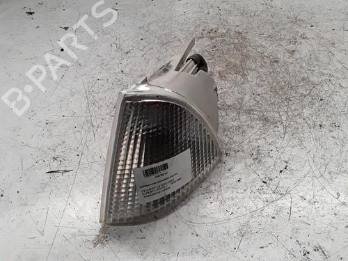 Used Left front indicator PEUGEOT EXPERT Van (222) 1.9 D 70 (69 hp) 30011268