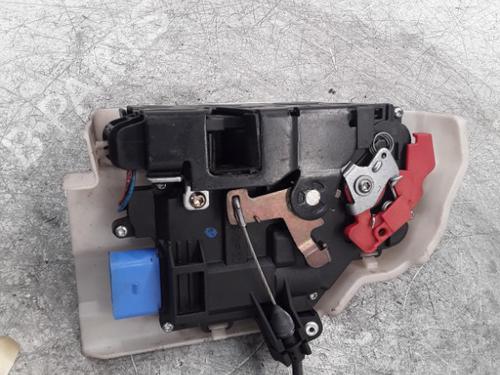 Venstre foran lås VW TOURAN (1T1, 1T2) 2.0 TDI | BP30024238C98