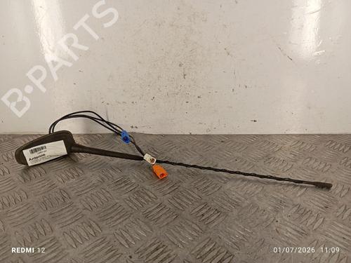 antennebase-citroen-c4-cactus-2014-36967019 main image