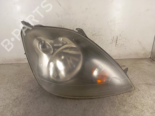 Used Right headlight FORD FIESTA V (JH_, JD_) 1.4 TDCi (68 hp) 30025318