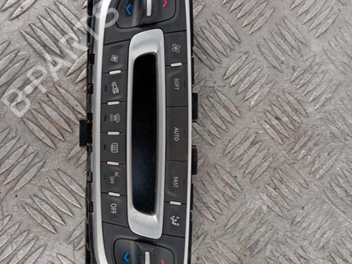 Used Climate control RENAULT MEGANE III Hatchback (BZ0/1_, B3_) 1.6 dCi (BZ00, BZ12, BZ13) (130 hp) 32441526