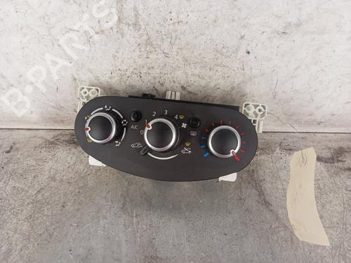 Climate control RENAULT TWINGO III (BCM_, BCA_) 1.0 SCe 70 (BCMB) | BP30017111I5 