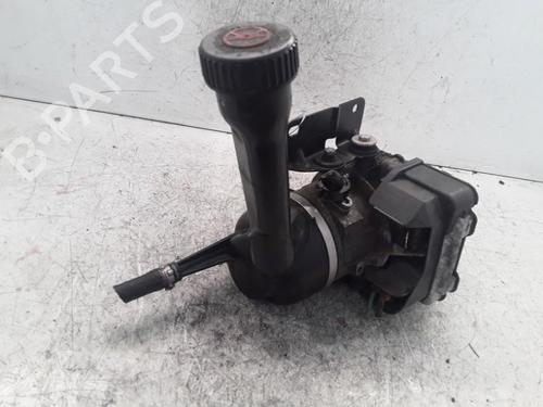 Used Steering pump Steering pump PEUGEOT 308 SW I (4E_, 4H_) 1.6 HDi (109 hp) 30013821 30013821