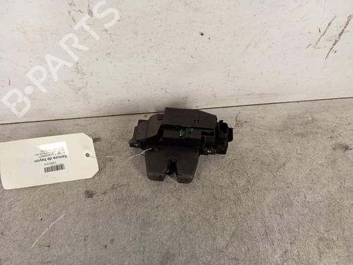 Used Tailgate lock PEUGEOT 308 II (LB_, LP_, LW_, LH_, L3_) 1.5 BlueHDi 130 (131 hp) 30025618