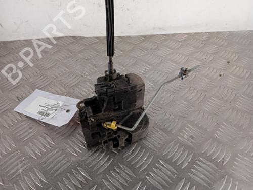 Venstre foran lås RENAULT CLIO II (BB_, CB_) 1.6 16V (BB01, BB0H, BB0T, BB14, BB1D, BB1R, BB2KL, BB3G... (107 hp) 30023087