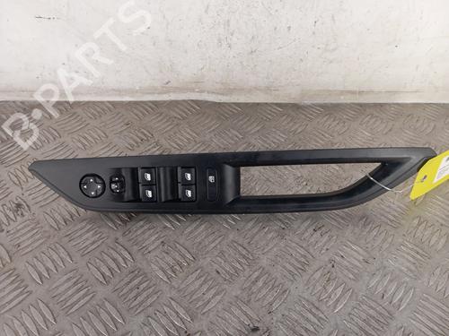 left-front-window-switch-peugeot-3008-ii-suv-mc_-mr_-mj_-m4_-2016-31658365 main image