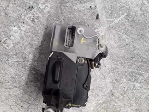 Używane Zamek drzwi przednich lewych PEUGEOT 307 (3A/C) 1.6 16V (109 hp) 30024640