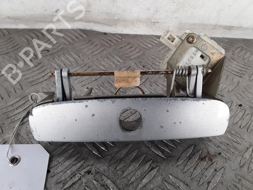 Trunk håndtak VW POLO IV (9N_, 9A_) 1.2 12V (64 hp) 30964579