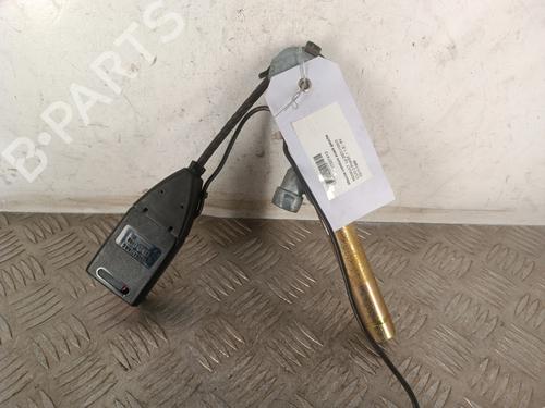 Used Seat buckle RENAULT CLIO II (BB_, CB_) 1.2 (BB0A, BB0F, BB10, BB1K, BB28, BB2D, BB2H, CB0A,... (58 hp) 30751272