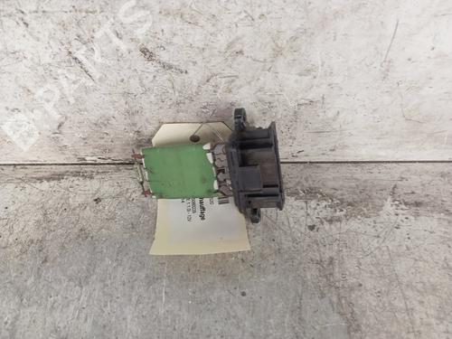 Varmeblæsermodstand RENAULT TWINGO III (BCM_, BCA_) 1.0 SCe 70 (BCMB) (69 hp) 30017118