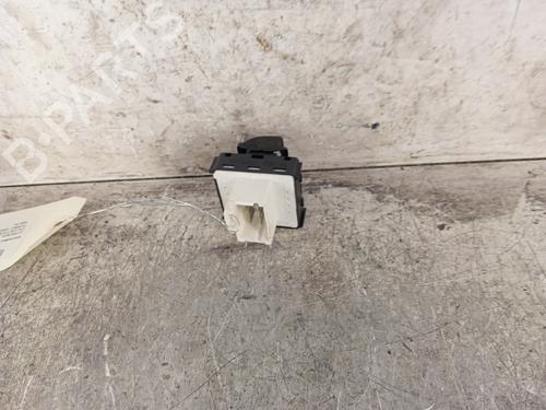 Left front window switch CITROËN C4 CACTUS 1.6 BlueHDi 100 | BP30019720I27