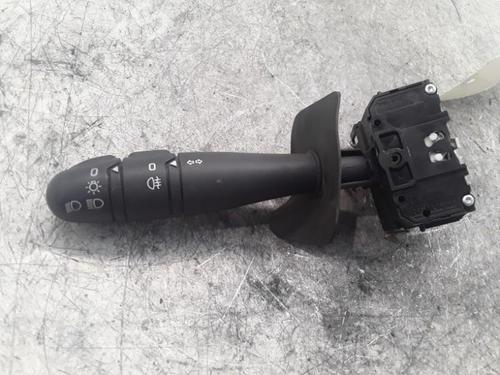 Commutateur RENAULT CLIO II (BB_, CB_) 1.5 dCi (B/CB07) (65 hp) 30019257