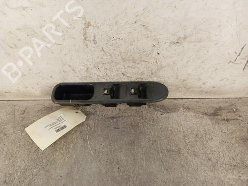 Mando elevalunas delantero izquierdo PEUGEOT 307 (3A/C) 2.0 HDi 110 (107 hp) 30008552