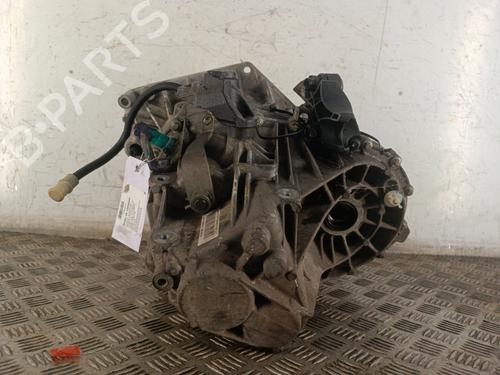 gearbox-renault-megane-iii-hatchback-bz01_-b3_-2008-30014244 main image