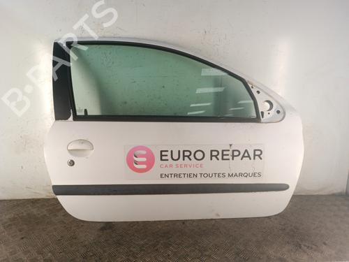 Used Right front door PEUGEOT 206 Hatchback (2A/C) 1.4 i (75 hp) 30174198