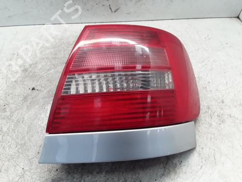 Piloto trasero derecho AUDI A4 B5 (8D2) 1.6 (100 hp) 30024298