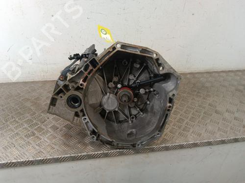 Getriebe für DACIA DUSTER (HS_) 1.5 dCi (86 hp) 30024369