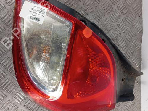 Used Right taillight Right taillight RENAULT CLIO III (BR0/1, CR0/1) 1.5 dCi (C/BR0G, C/BR1G) (68 hp) 33692124 33692124