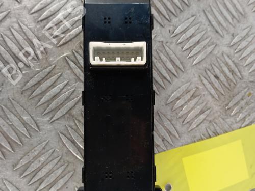 Left front window switch KIA CARENS IV 1.7 CRDi | BP32339516I27