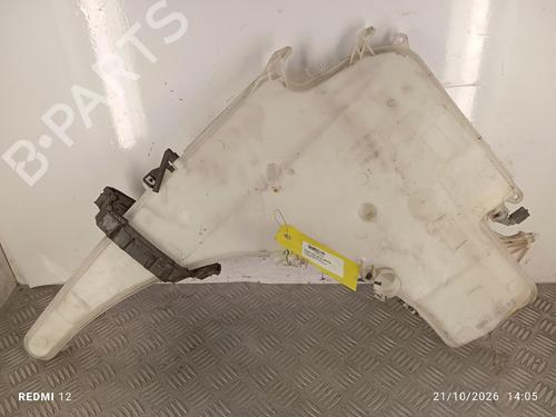 Used Windscreen washer tank Windscreen washer tank BMW X1 (E84) sDrive 18 d (143 hp) 40200198 40200198