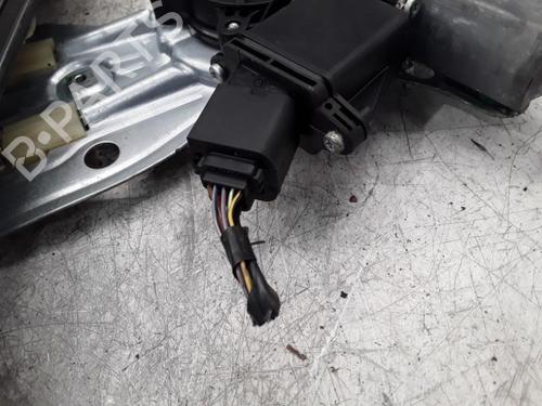 Lève-vitre avant droit OPEL MERIVA B MPV (S10) 1.3 CDTI (75) (95 hp) 30019000