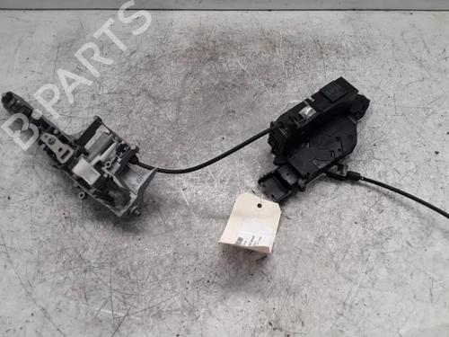 Używane Zamek drzwi przednich prawych PEUGEOT 207 (WA_, WC_) 1.4 HDi (68 hp) 30019077