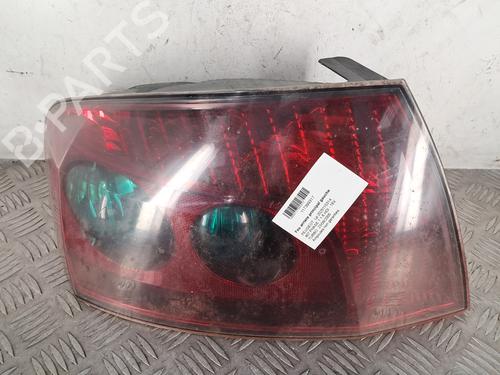 Used Left taillight PEUGEOT 407 (6D_) 1.6 HDi 110 (6D9HZC, 6D9HYC) (109 hp) 30751300